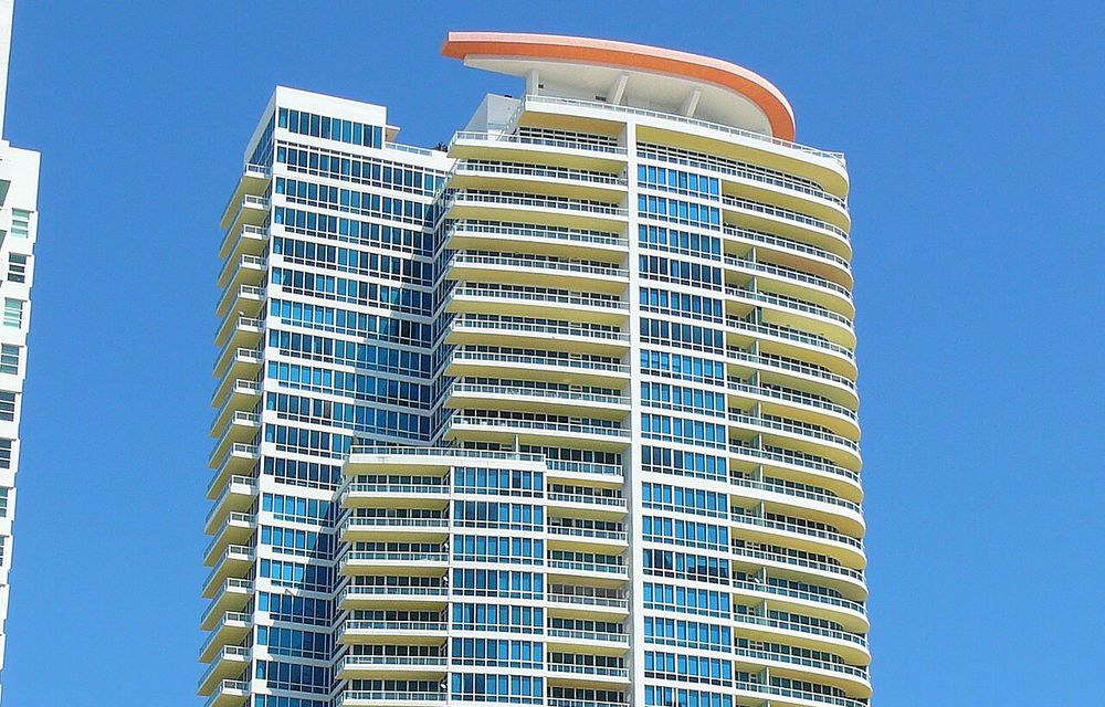 Continuum on South Beach, Miami